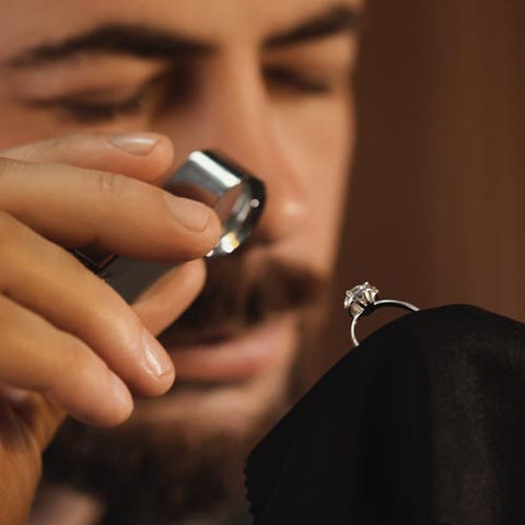 Evaluate your jewelry at Alabama Wholesale Diamonds
