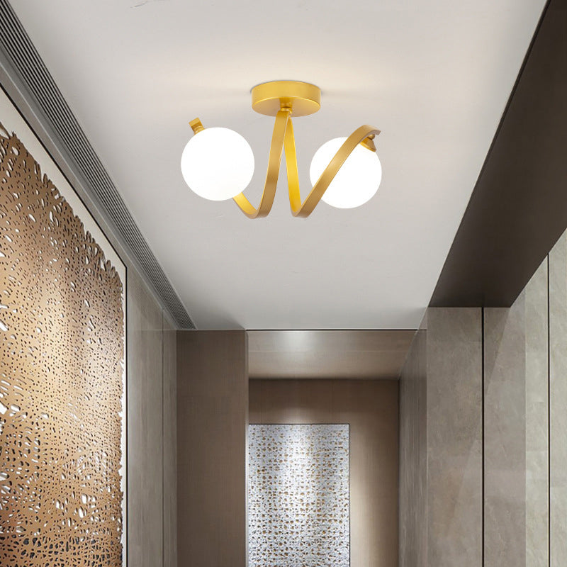 Product Image for Zeitgenössische nordische Zweig-Orb-Glas-Eisen 2-Licht Semi-Flush Mount Deckenleuchte für das Schlafzimmer, Gold / 110V-120V Für US/CA