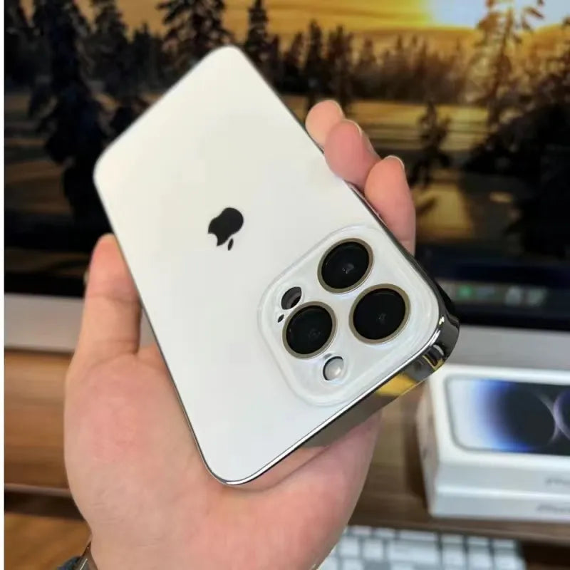 Product Image for Frendorf | Galvanisiertes Mattes Acryl Gehärtetes Glas iPhone Schutzhülle, Weiß [1+1 FREI] / iPhone 15 Pro Max
