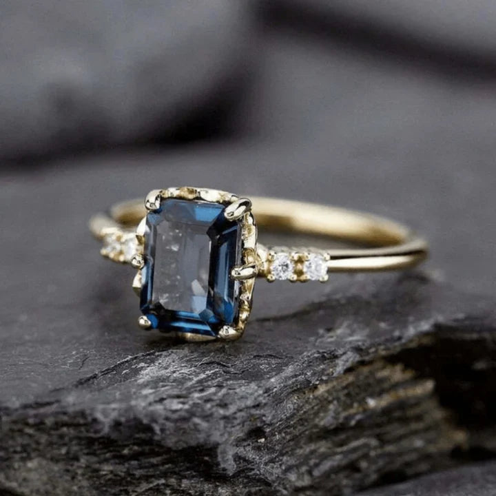 Product Image for Frendorf | Vintage Blaue Kristallgoldring, 7