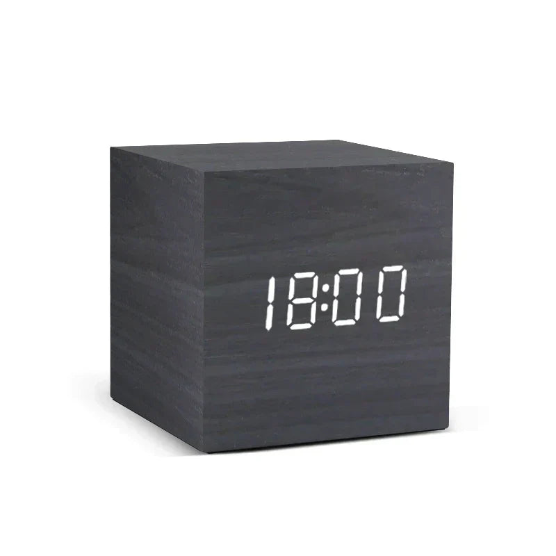 Product Image for Frendorf | Hölzerner LED-Wecker mit Temperaturanzeige, digitaler Uhrzeit-Anzeige und minimalistischem Design – Perfekt für Schlafzimmer und Büro, 