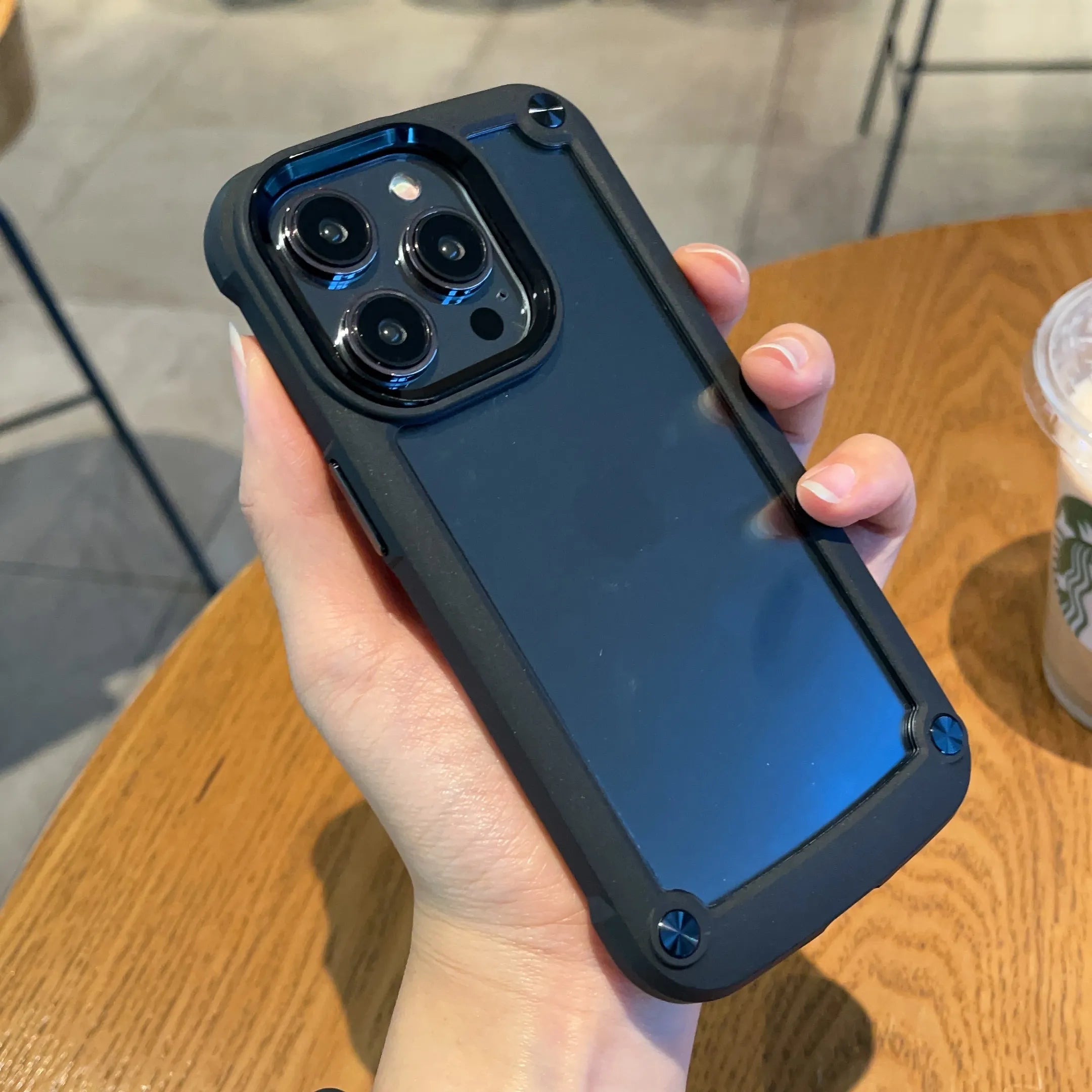 Product Image for Frendorf | Stoßfestes Armor Bumper Case für das iPhone, Schwarz / Für iPhone 13 Pro