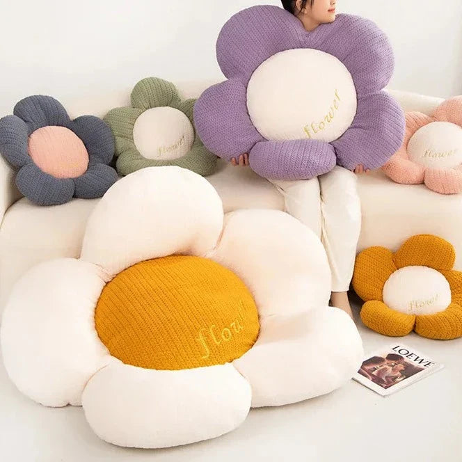Product Image for Fluffy Daisy Kissen, weiße Blume / etwa 45-50cm