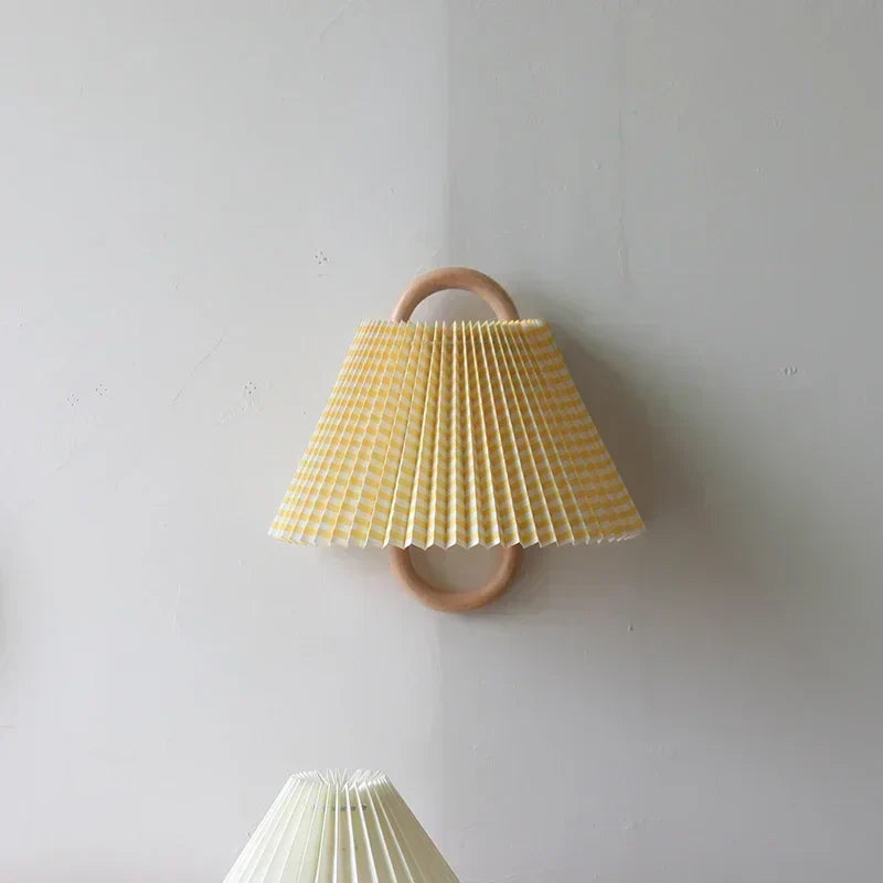 Product Image for Frendorf | AshGlow Minimalistische LED Tischlampe | Elegantes Design | Natürliche Holzoptik | Deko für Zuhause & Büro, Gelb mit Karomuster / Kaltes 