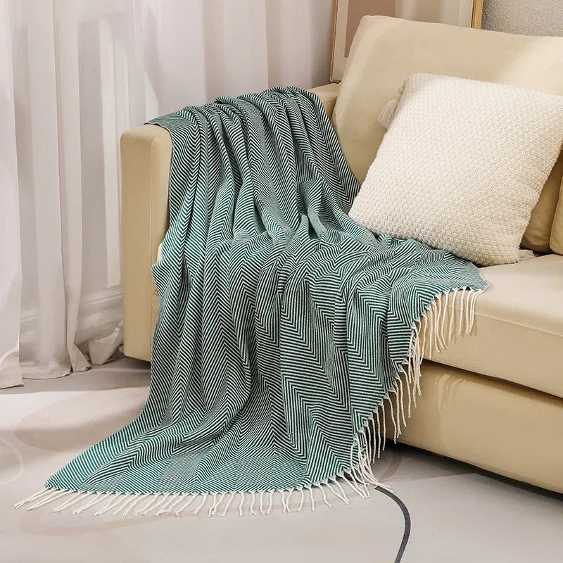 Product Image for Nordische Streifen Wurf Sofa Decke, Schwarzgrün / 130x220cm