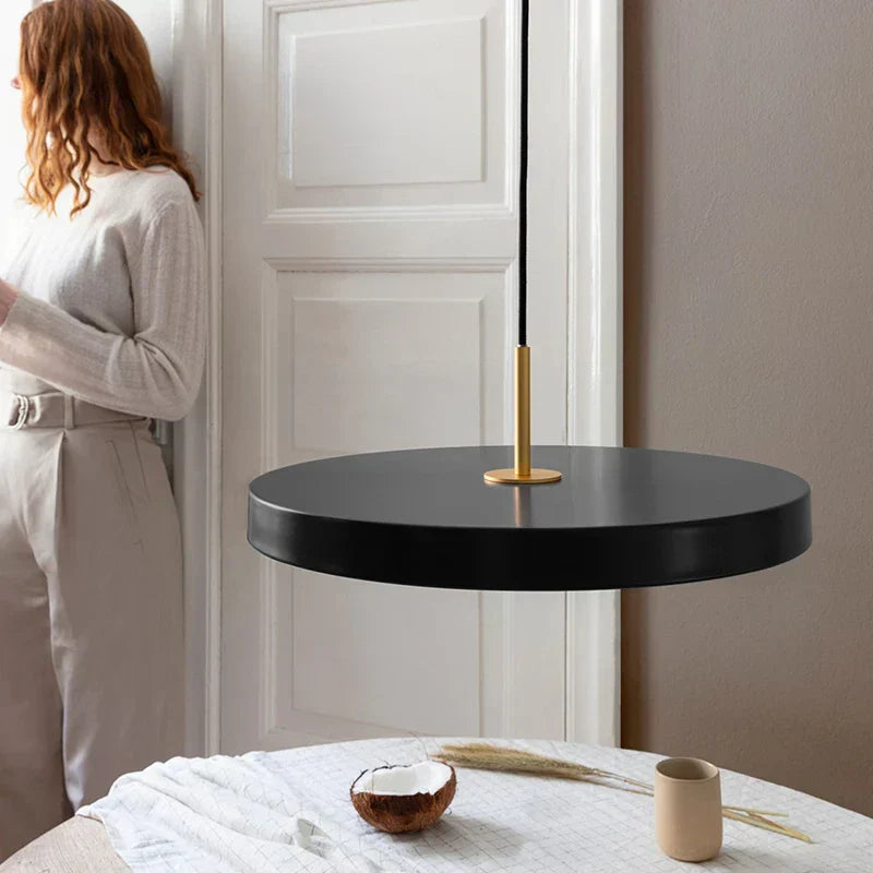Product Image for Frendorf | UFOGlow LED Pendelleuchte | Metall Design | Moderne Deckenleuchte für Zuhause, Schwarz / 40cm / Kaltes Licht