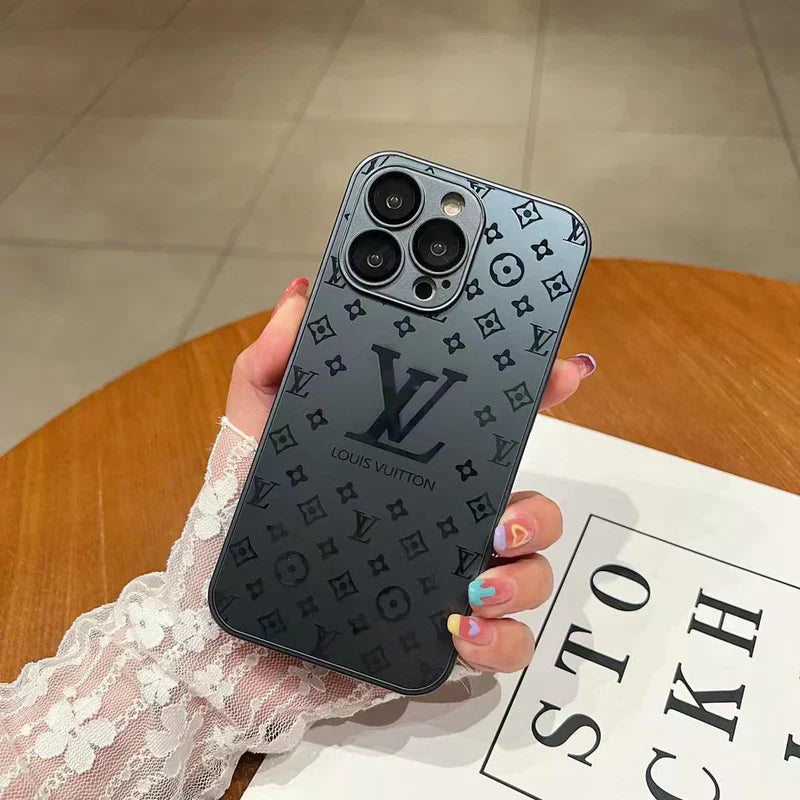Product Image for Frendorf | Luxuriöse Louis Vuitton Frosted Matte Hülle für iPhone 13 / 14 / 15 Serie, Schwarz / iPhone 14 ProMax