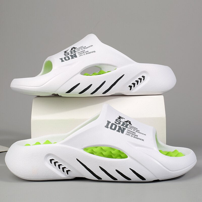 Product Image for Frendorf | Lumio Massage-Pantoffeln | Unisex, Weiß ist eine Farbe, die oft mit Reinheit und Klarheit assoziiert wird. Sie symbolisiert Licht und 