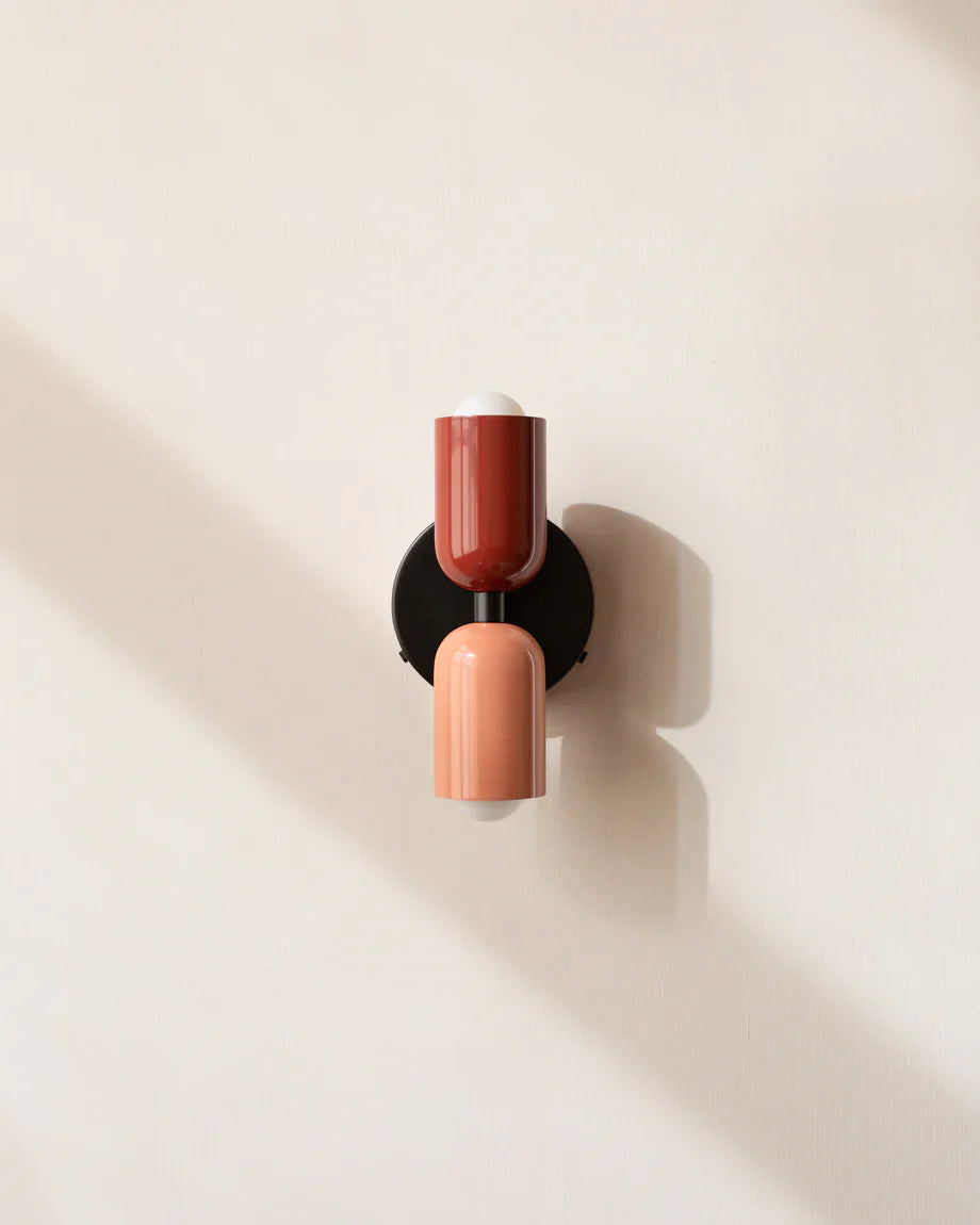 Product Image for MP H23 Up Down Wandleuchte, Dunkelrot / Pfirsich / Plug-Inline-Ein-/Ausschalter | Schwarzes Kabel