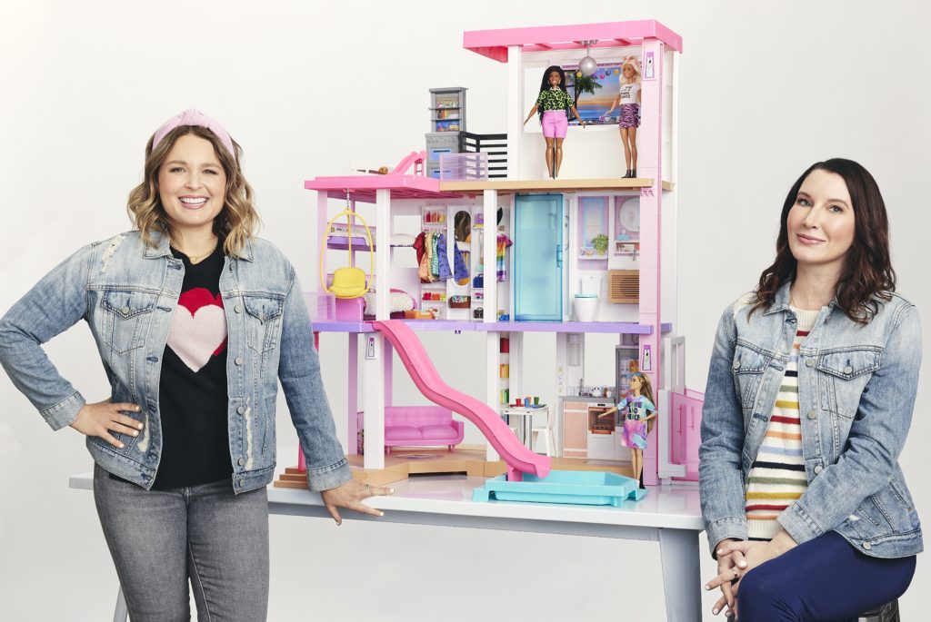 Let's Take a Look At The New 2023 Barbie Dreamhouse 