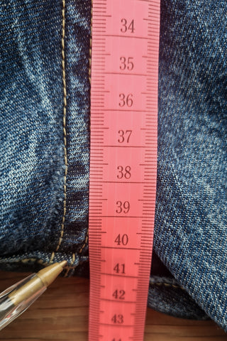 back rise denim selvedge measurement detail