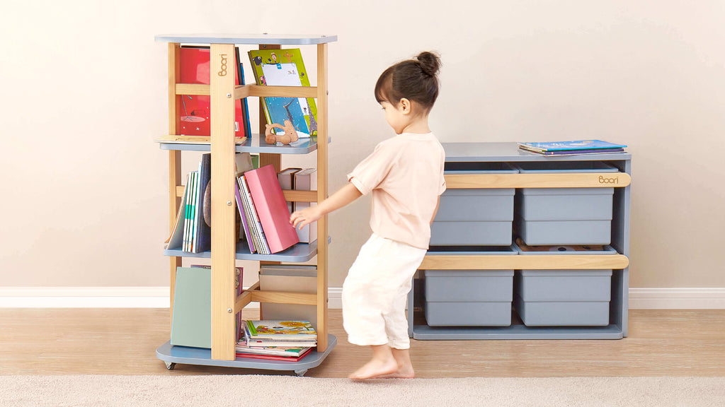 Tidy Rotating Bookshelf