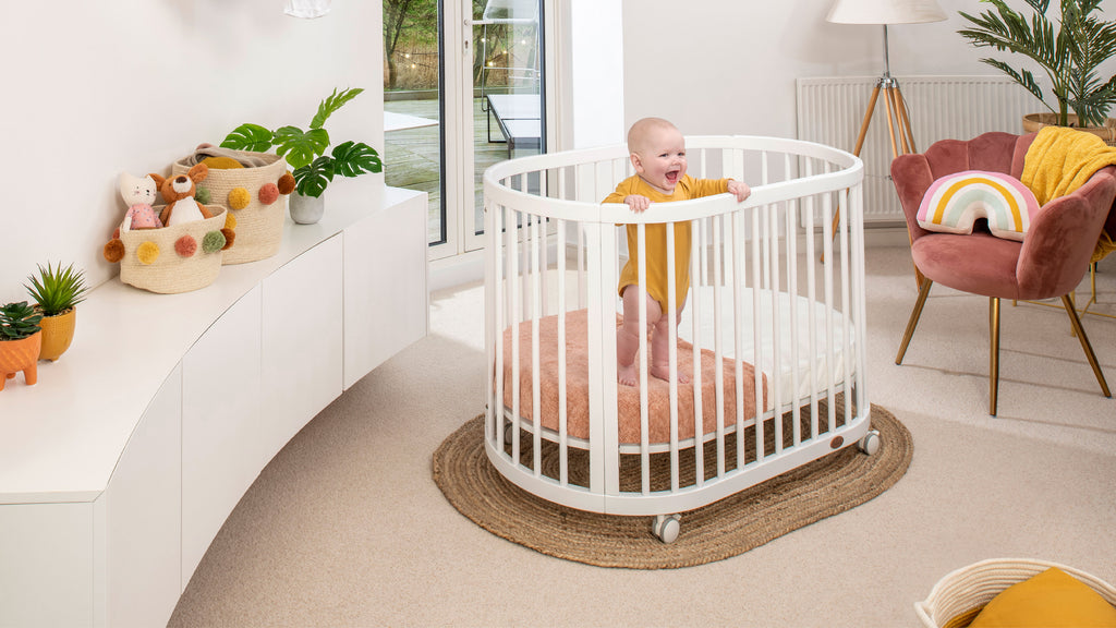 Oasis Oval Cot Bed
