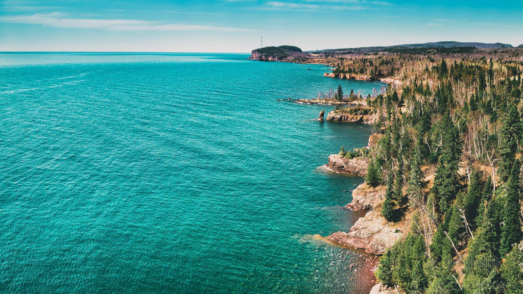 North Shore Lake Superior 🇨🇦 - Joanne Collins