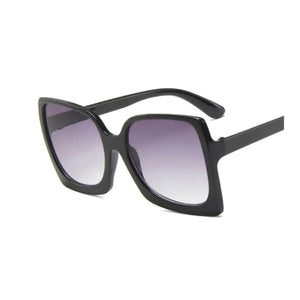 RetroVogue Oversized Sunglasses