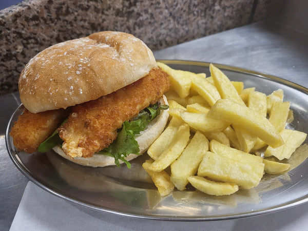 fish finger sandwich served at the real food cafe in tyndrum