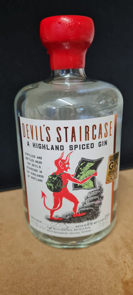 Devil's staircase bottle of gin raffle prize for devil of the highlands race raffle at the Real Food Cafe Tyndrum