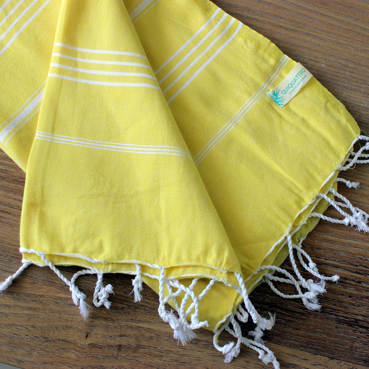 https://cdn.shopify.com/s/files/1/0622/9809/5841/products/Authentic_turkish_towel_yellow.jpg?v=1649263672&width=1200