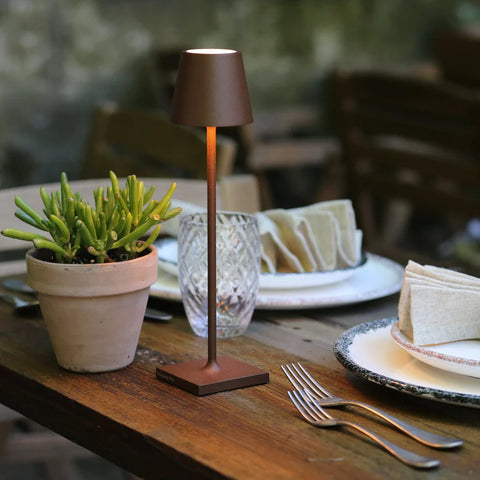 casalumina tall table lamp