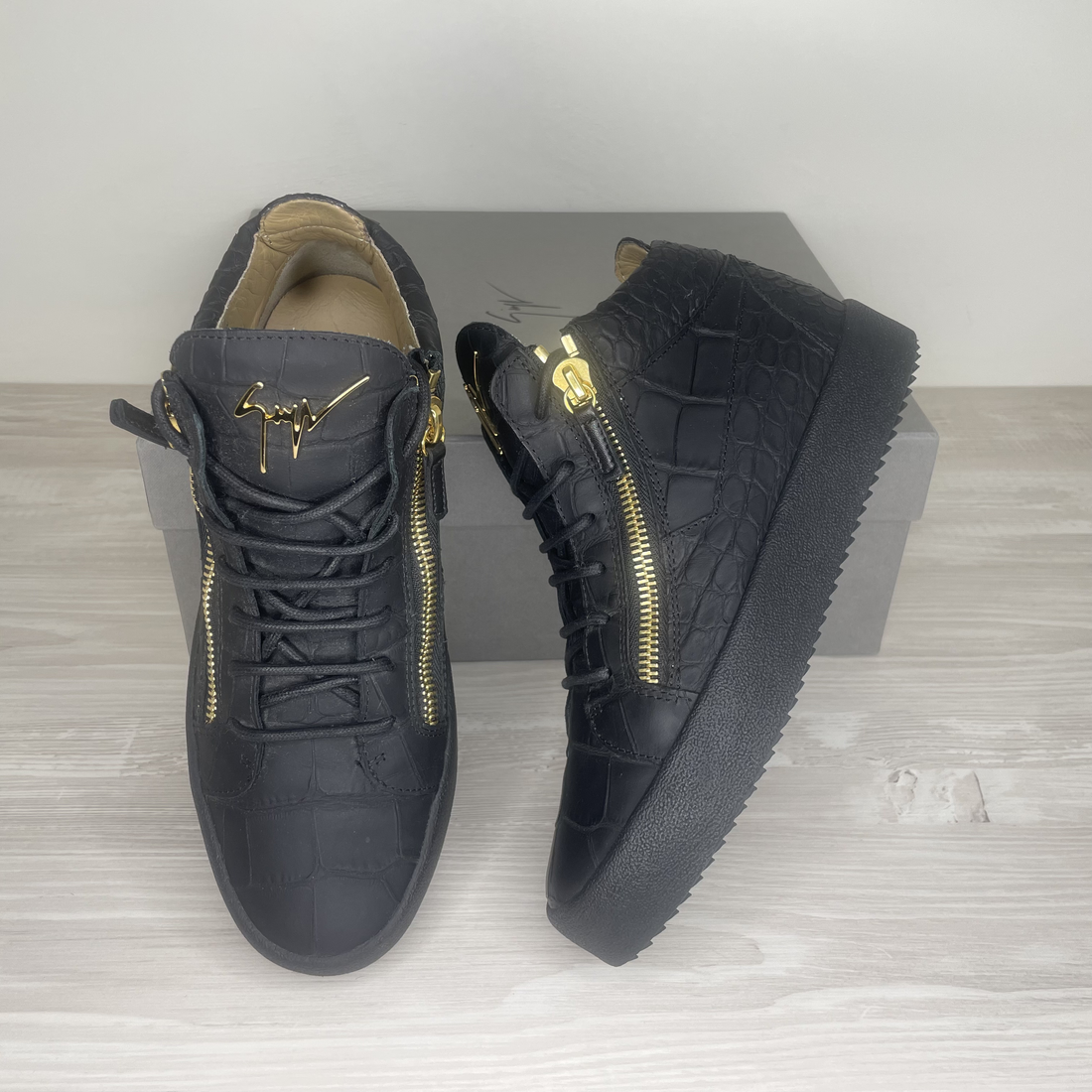 Giuseppe Zanotti Sneakers, London Double Mid 'Black' (41) – DelsouX Universe