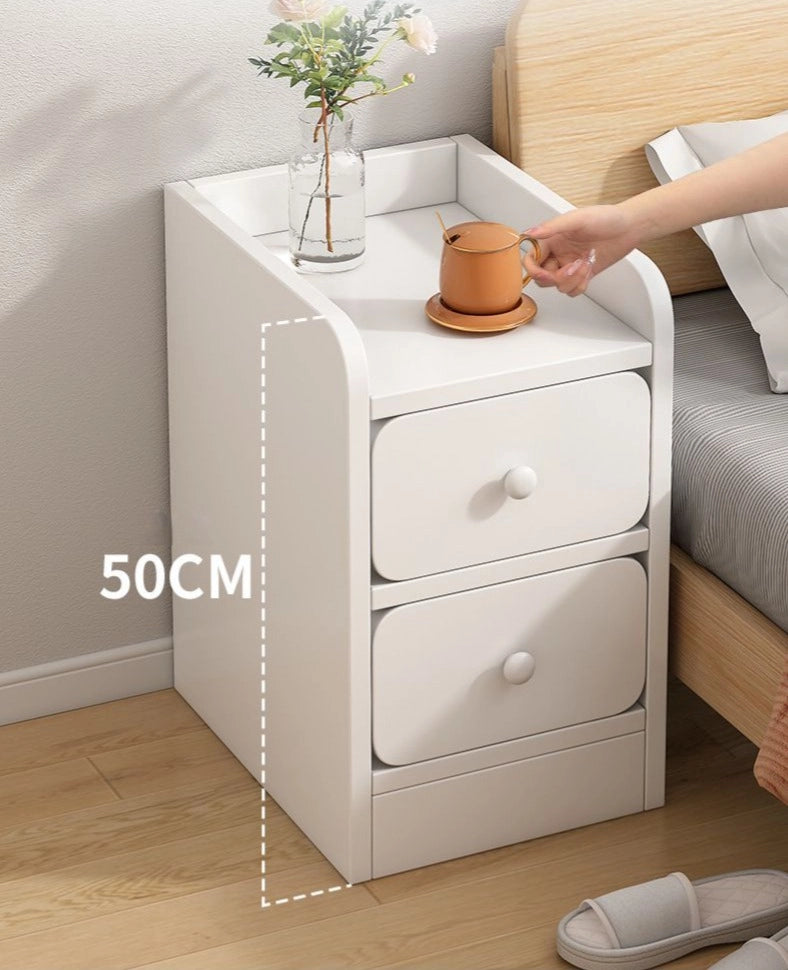 Wooden Simple Nightstand with Drawers for Small Spaces_2
