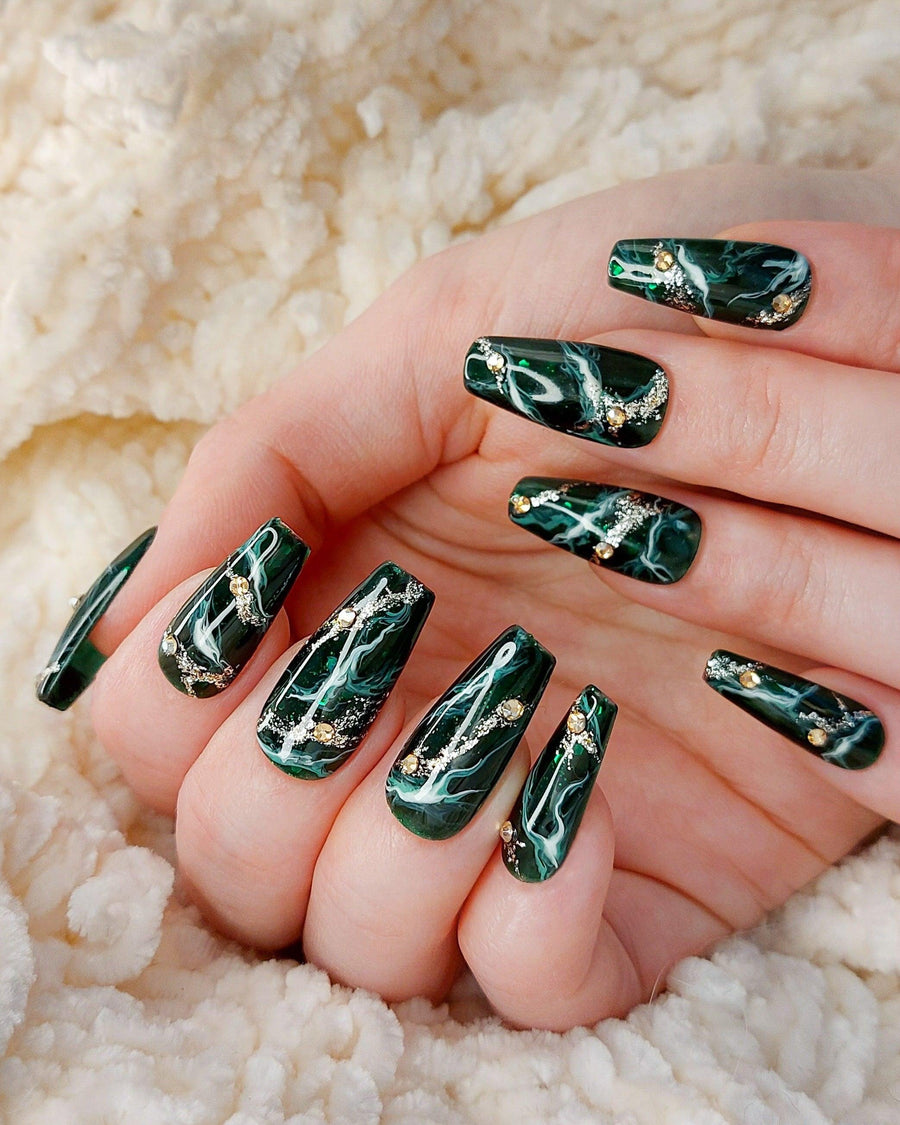 Tuyển chọn 200 mẫu nail designs emerald green được yêu thích nhất