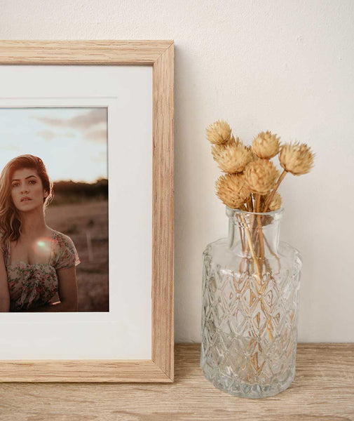 autumn-dry-flowers-vibe-_with_framed_photo