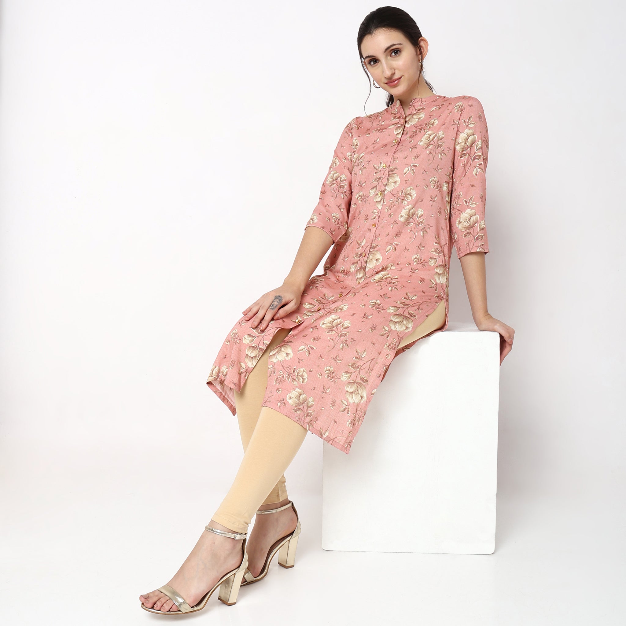 Pink Mid Waist Polyester Leggings, Casual Wear, Skin Fit at Rs 225 in Delhi