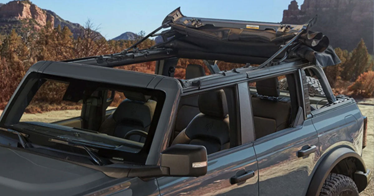 Retractable roof on Ford Bronco