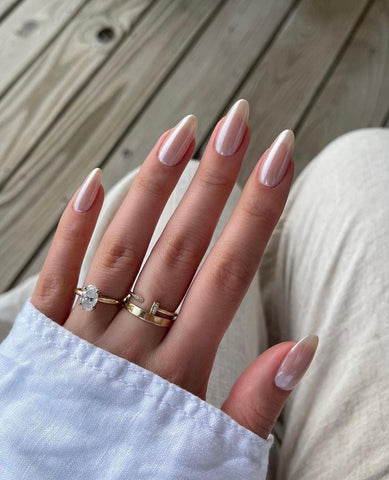 4 Winter Nail Colors That Are IT Girl Approved - Hey Simply | Beauty &  Lifestyle Blog