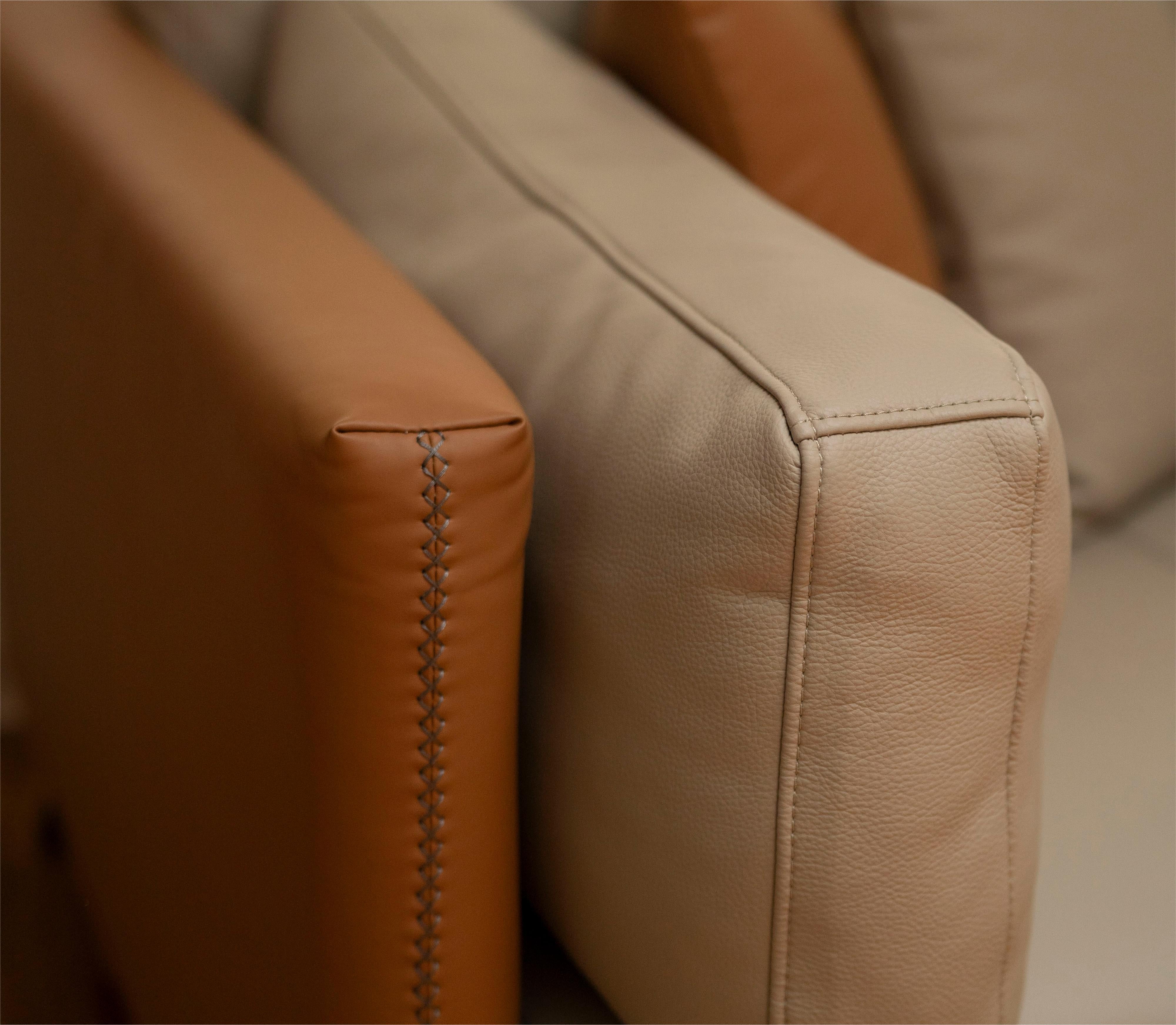 All Leather Sofa that Helps You Kick Back And Relax