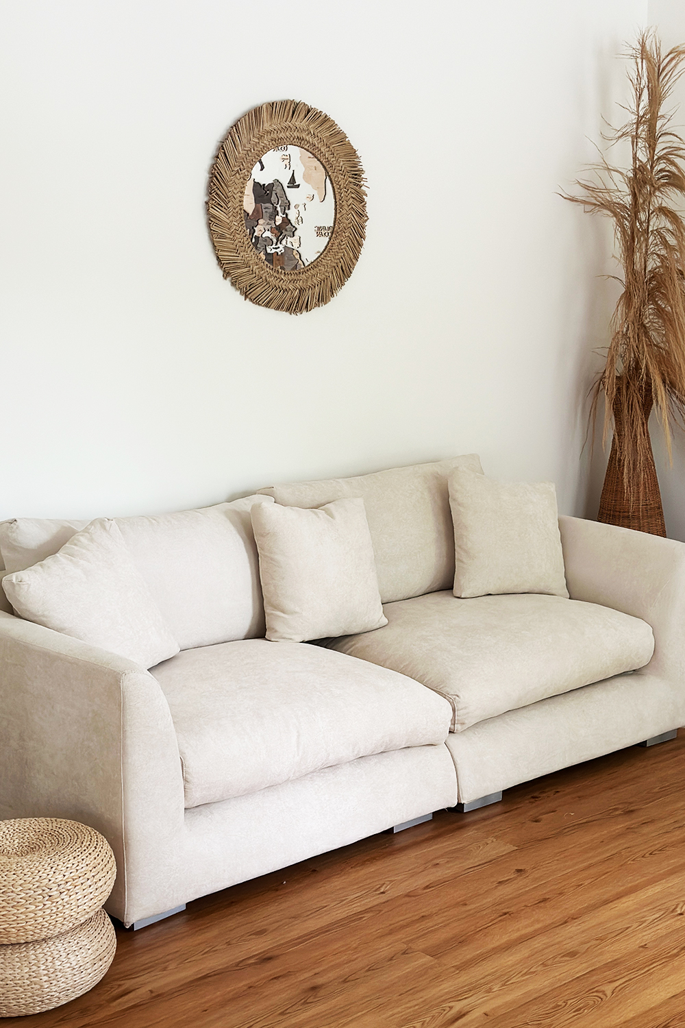 Feathers Sofa: The Perfect Mother’s Day Gift