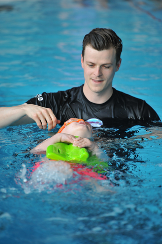 gliding with an aquaplane