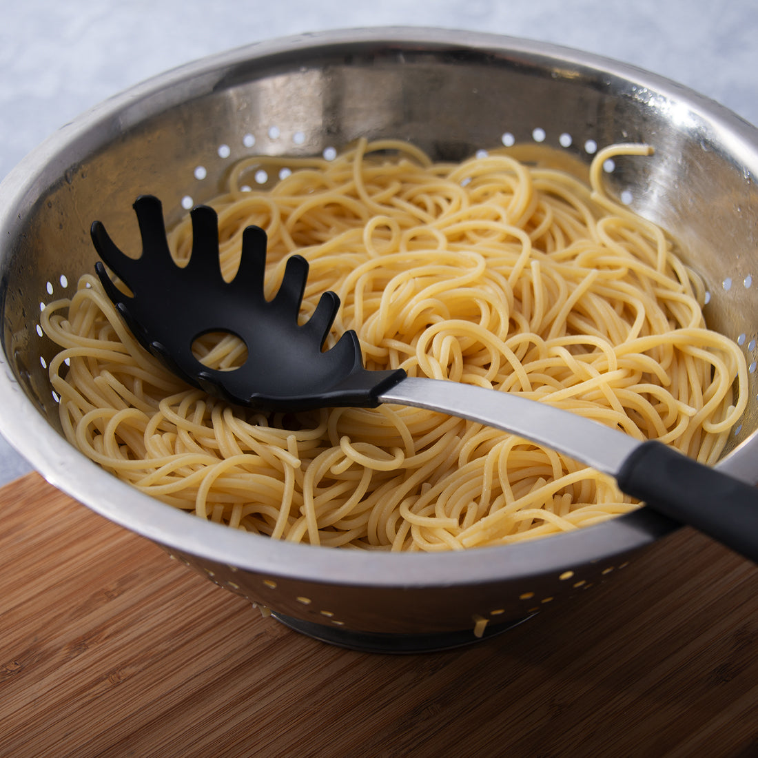 Stainless Steel Pasta Server, Spaghetti Server Spoon, Pasta Spoon Pasta  Fork with Ergonomic Handle, Heat Resistant Pasta Serving Spoon for Kitchen,  9.