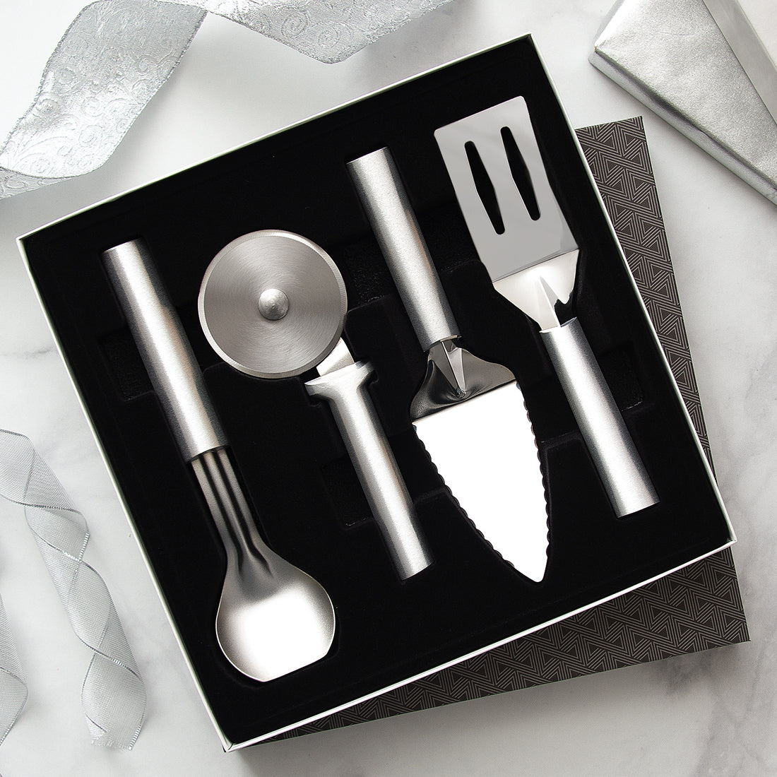 https://cdn.shopify.com/s/files/1/0623/7739/4406/products/ultimate-utensil-gift-set-S50-a_1600x.jpg?v=1642541997