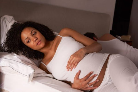 pregnancy sleep, sleeping when pregnant, pregnancy insomnia, insomnia, uncomfortable bed, 