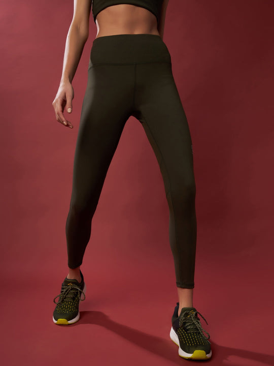 Laasa Sports  Shop Women Sportswear Activewear Gym wear Online