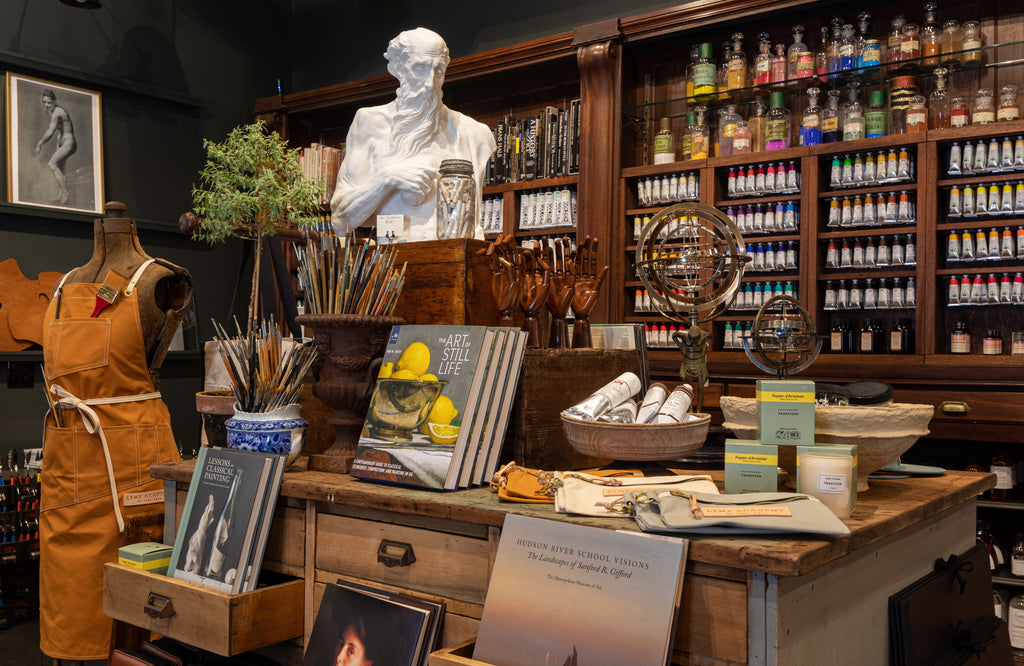 Based in Old Lyme, Connecticut, de Gerenday’s offers Fine art materials and giftable objects from around the globe