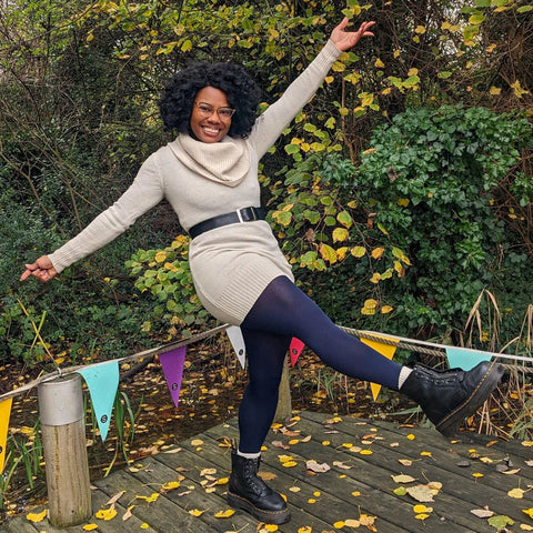 The best coloured tights for 2023 and how to style them – Snag US