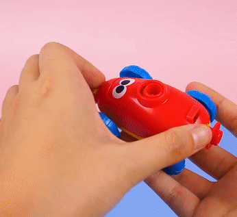 Brinquedo Lançador de Bexigas e Balões + 18 Bexigas de Brinde