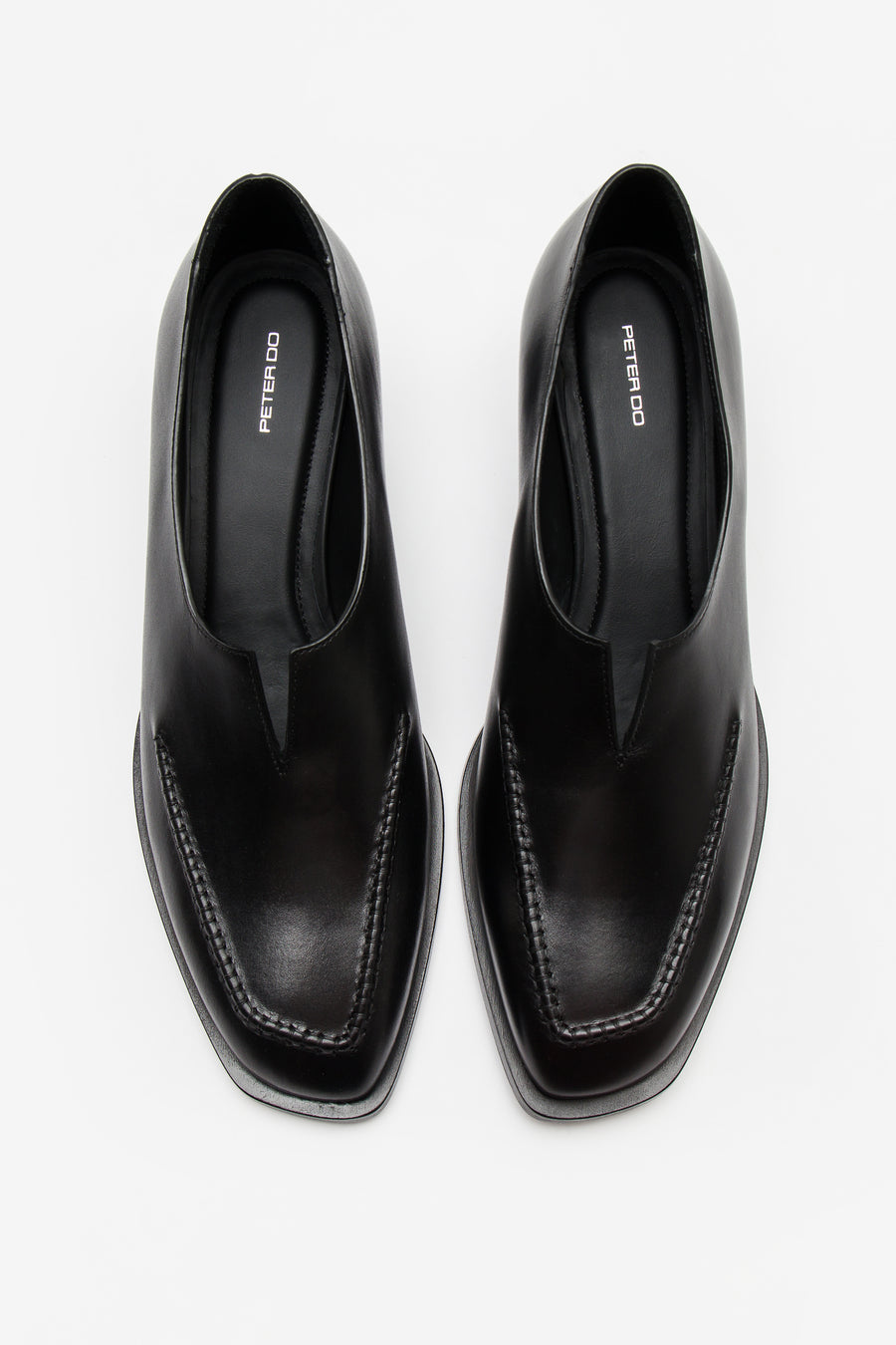 V-Neck Loafers in Black