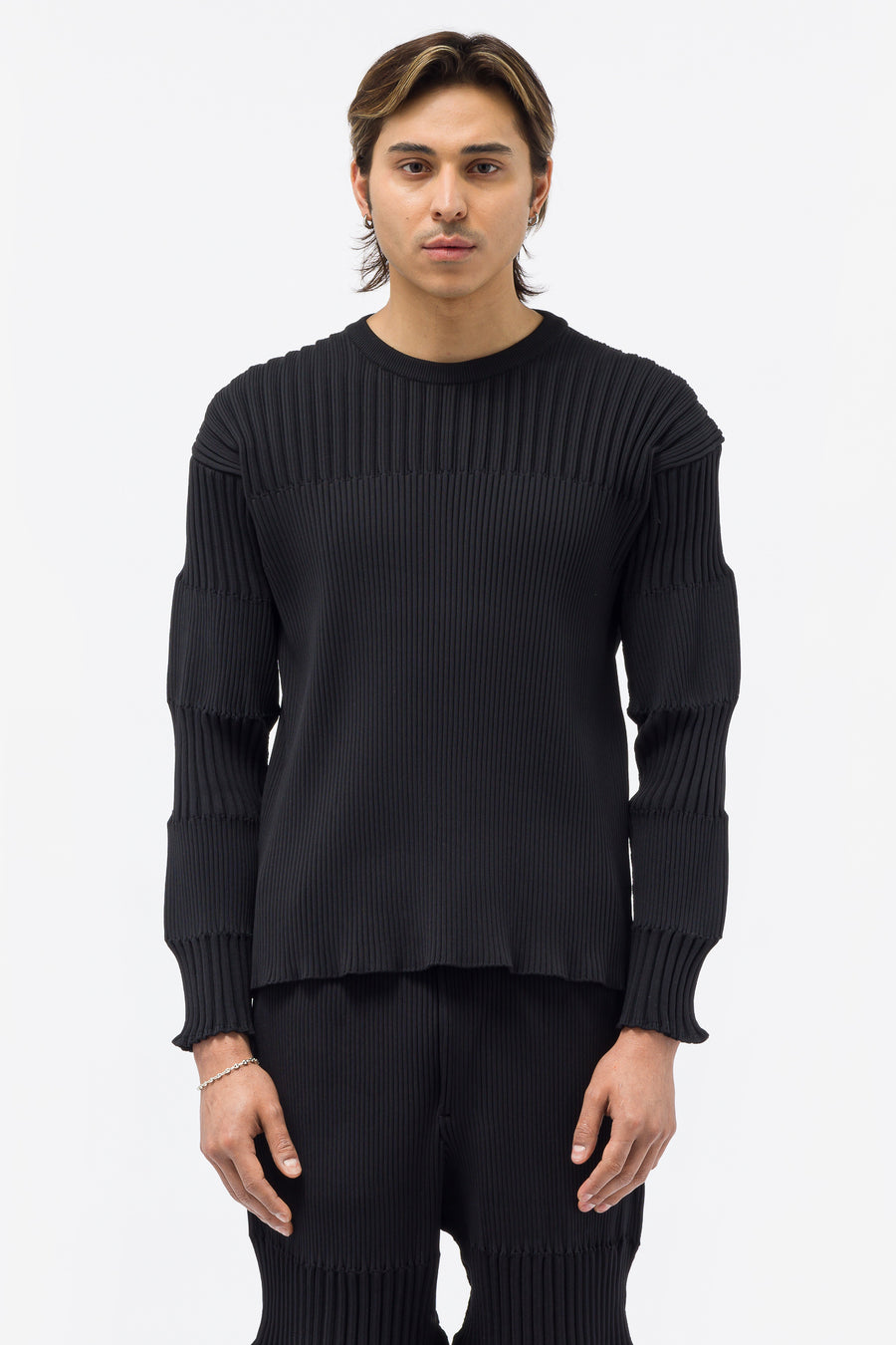 CFCL - Men's Fluted Top 3 in Black - Notre