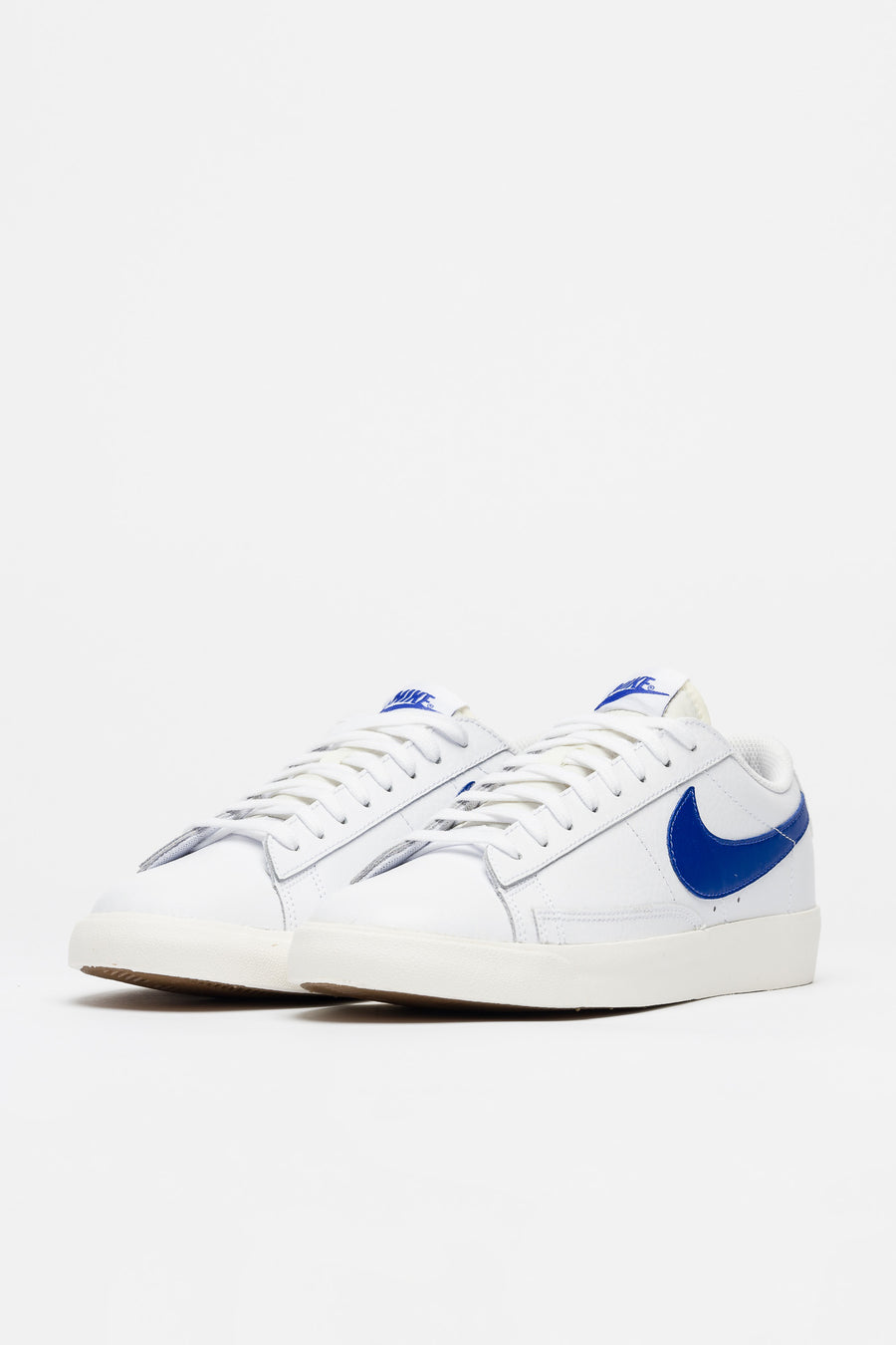 womens nike blazer low white