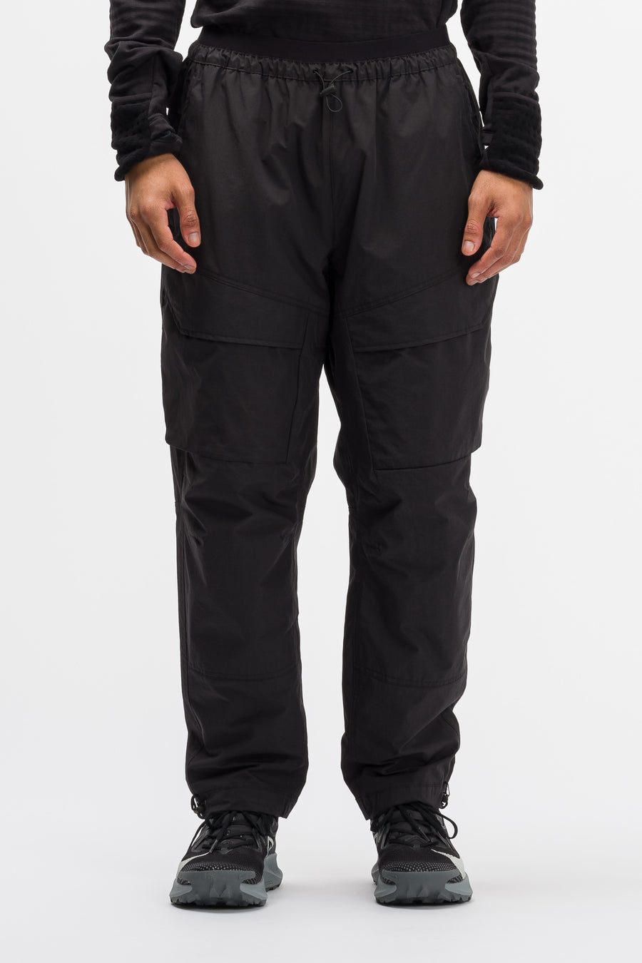 Sportswear Tech Pack Woven Pants in Black