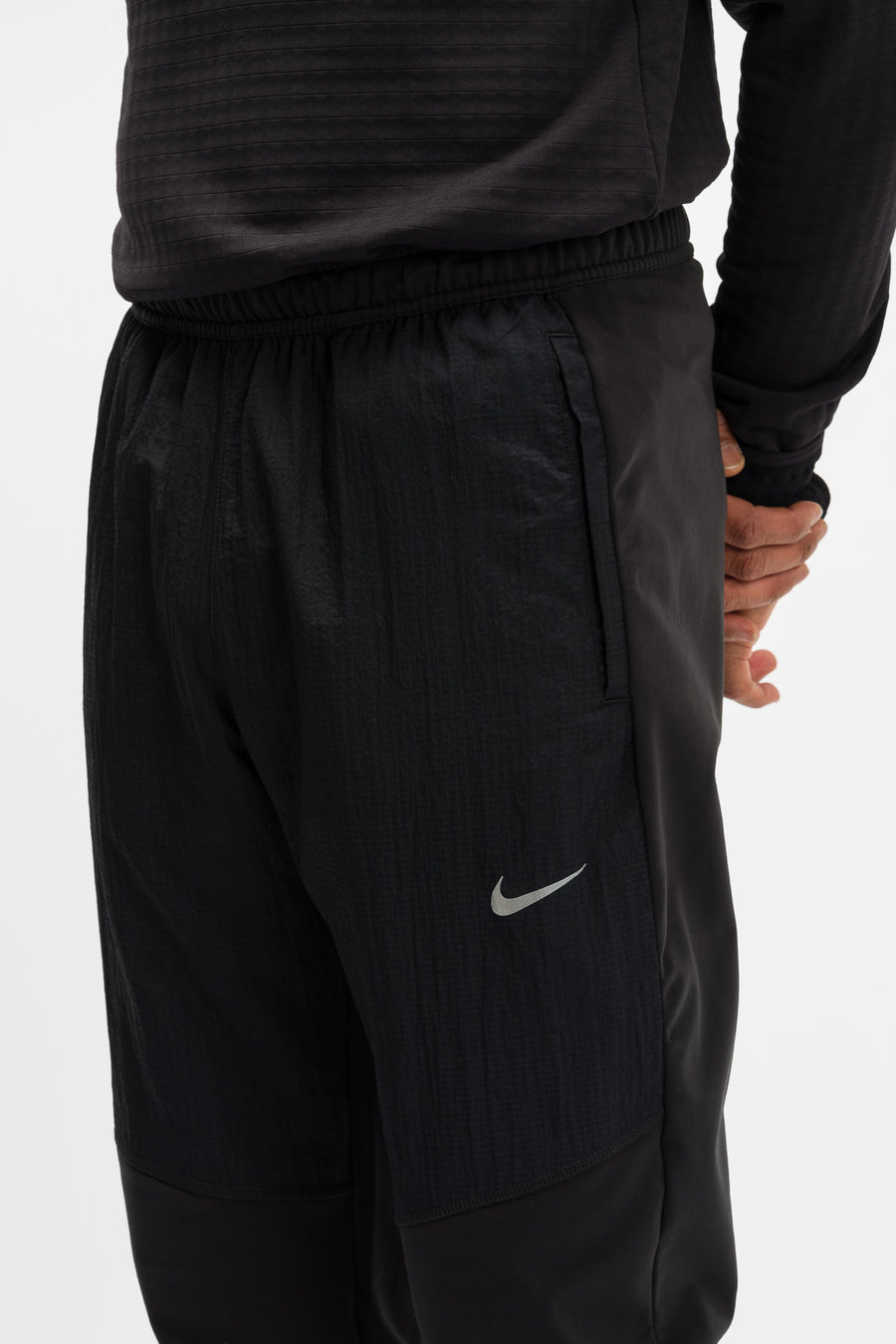 therma essential running pants