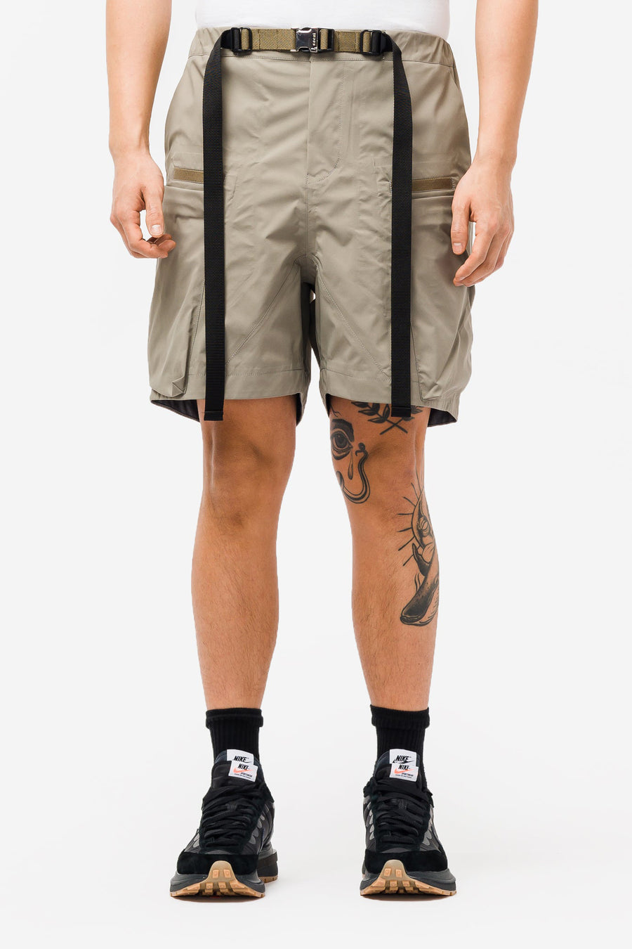 ACRONYM x SACAI SHORTS 黒 2 新品 ハーフパンツ-