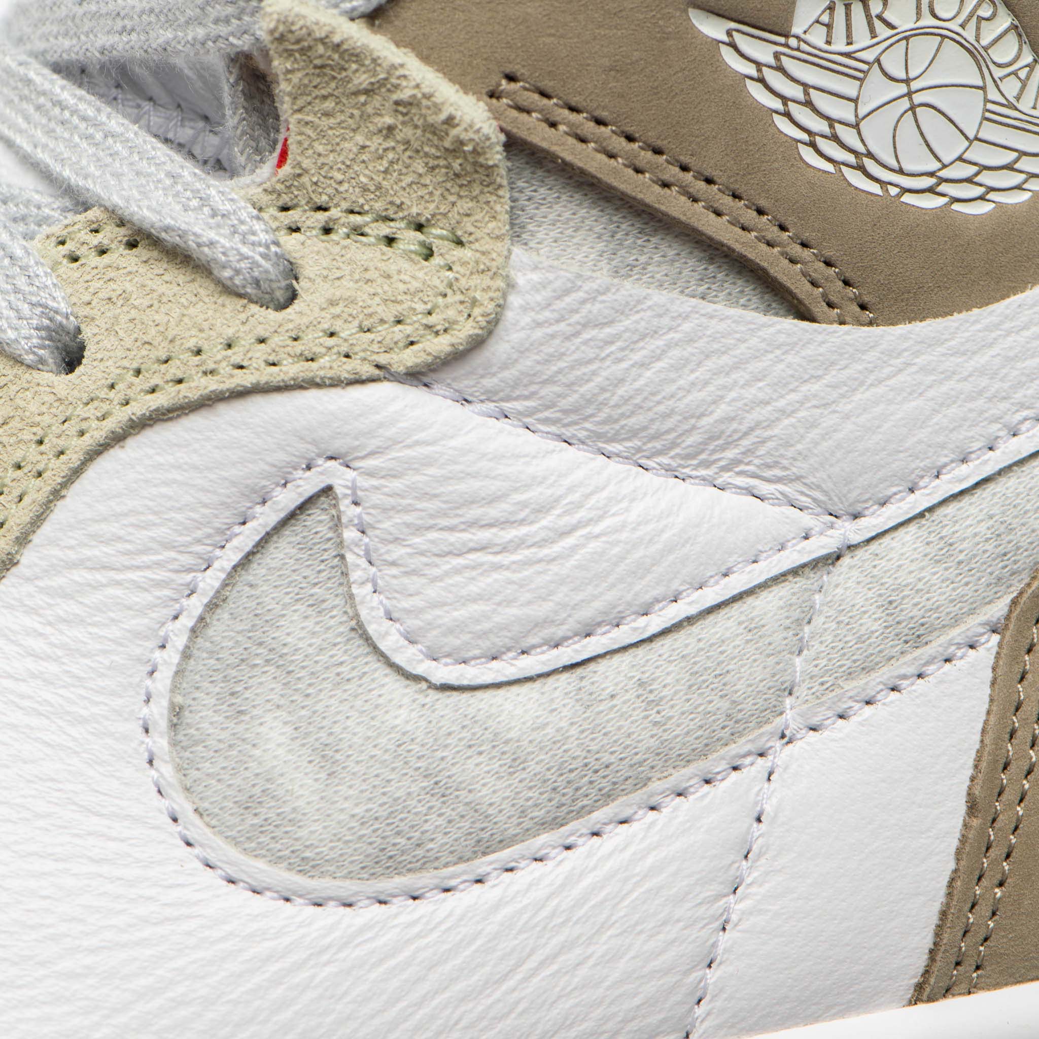 W Air Jordan 1 Zoom Air Comfort in White/Grey/Olive/Khaki