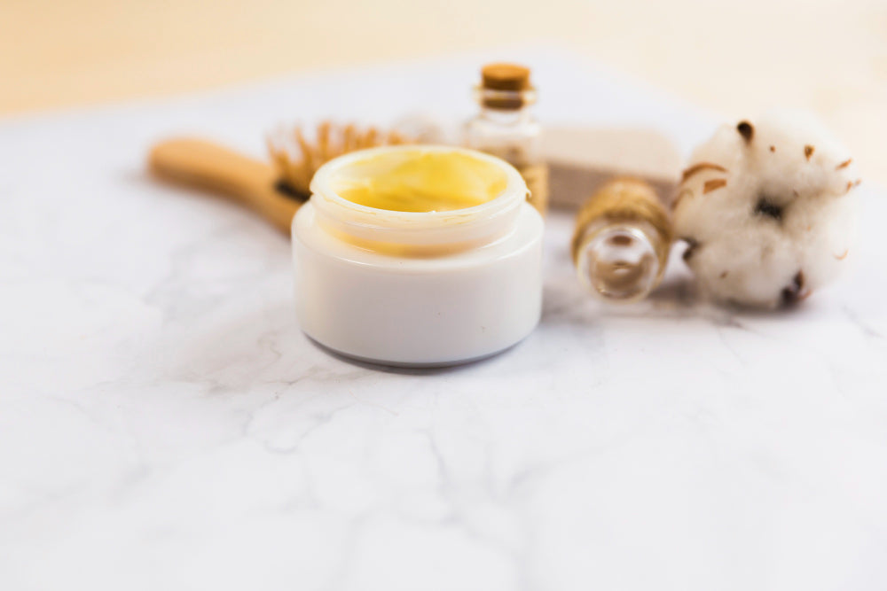 Ginseng Renewing Eye Cream Guide to Asian Mom Gifts