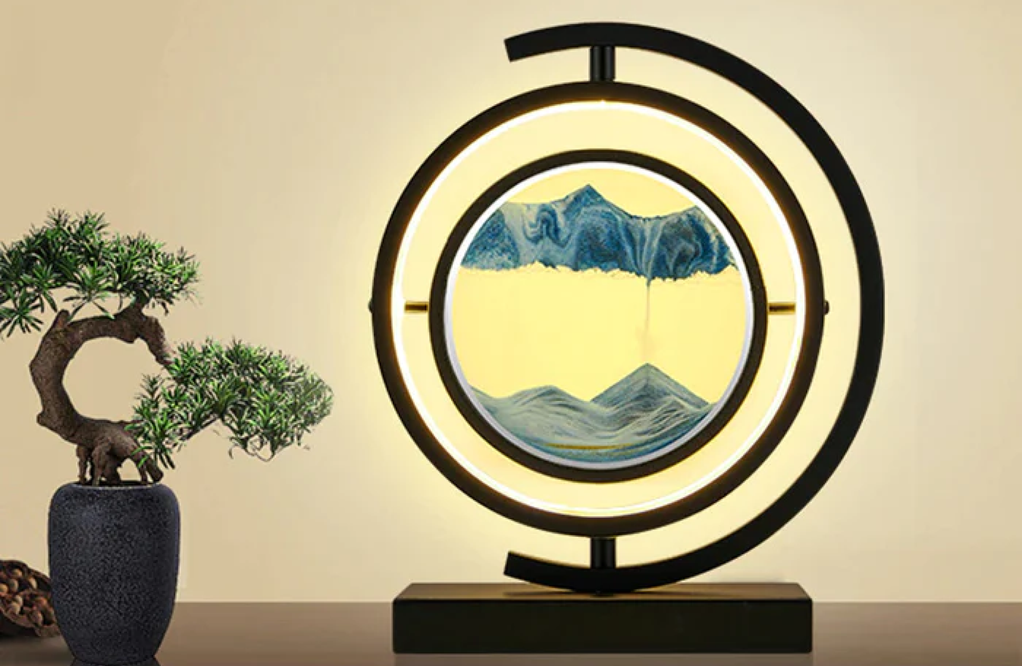 Quicksand 360 Hourglass Lamp