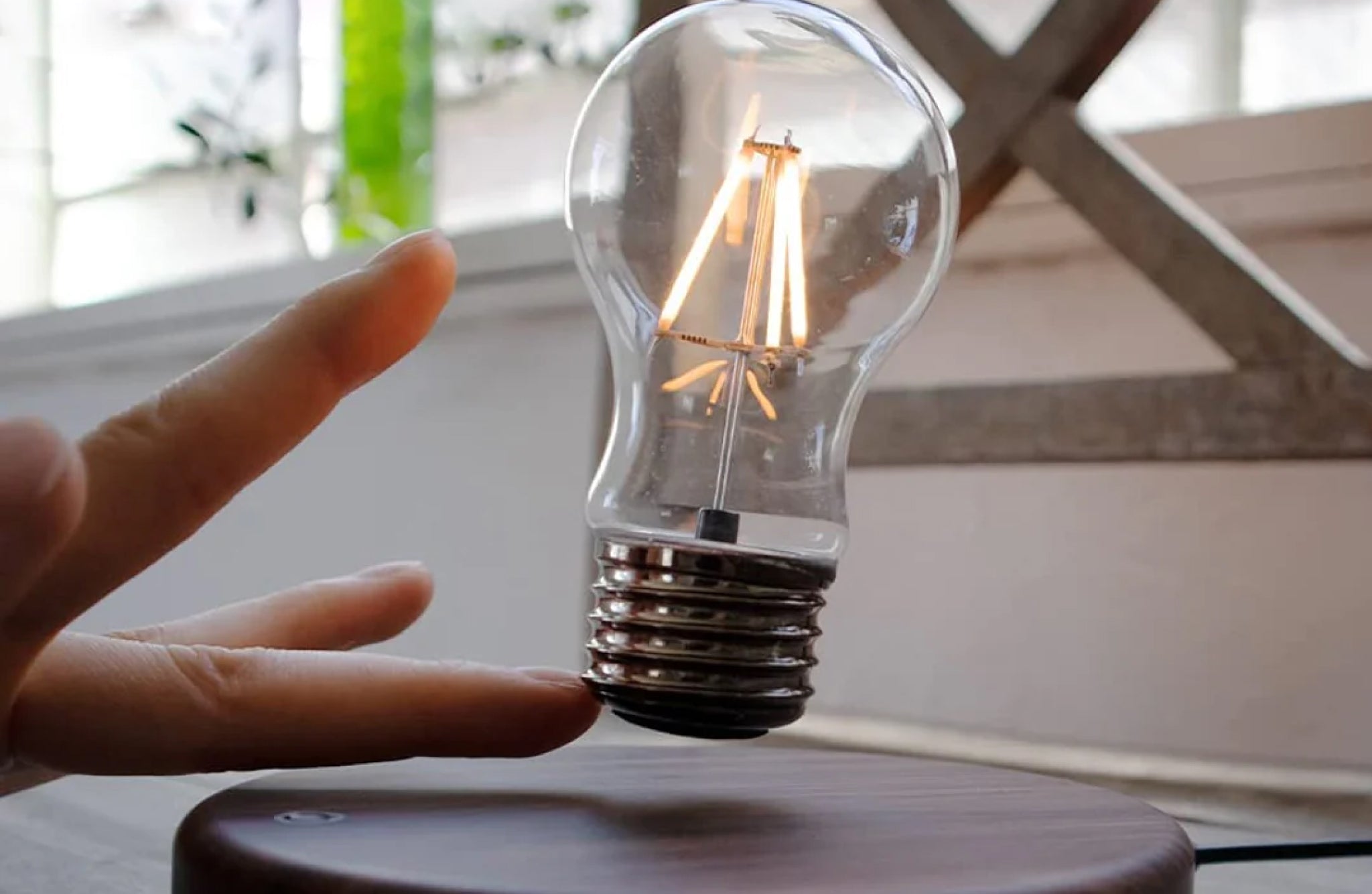 floating light bulb lamp